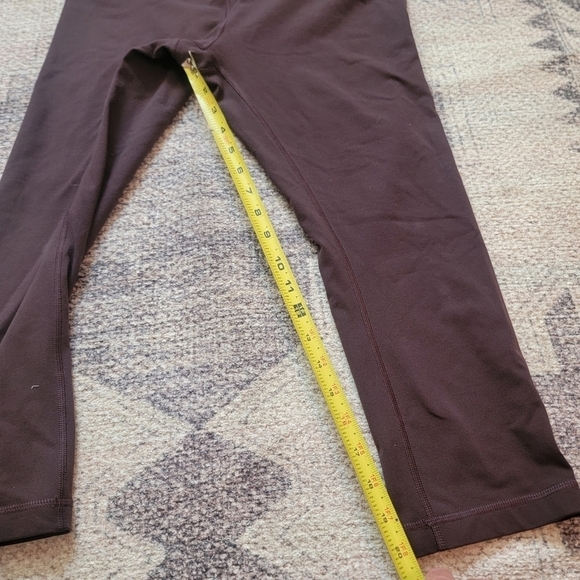 Lululemon Wunder Under Crop (Hi-Rise) (21") 10 - Picture 8 of 12